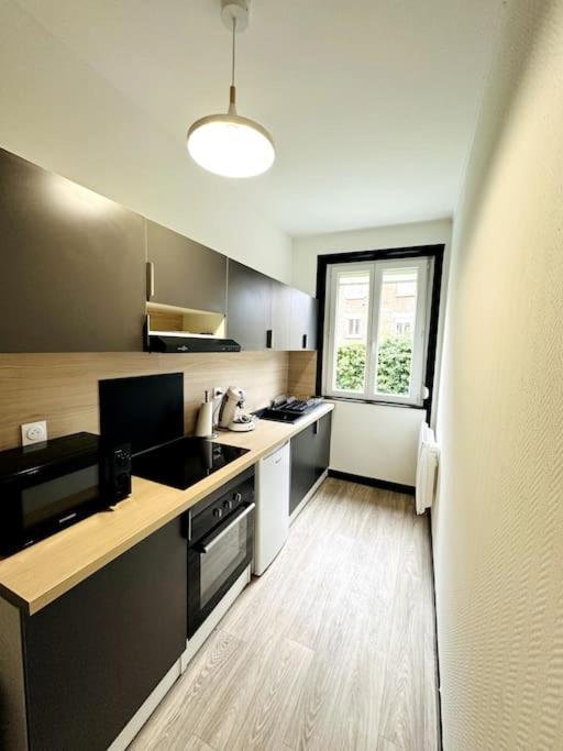 Le Moderne Lägenhet Charleville-Mézières Exteriör bild
