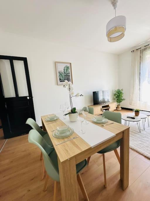 Le Moderne Lägenhet Charleville-Mézières Exteriör bild